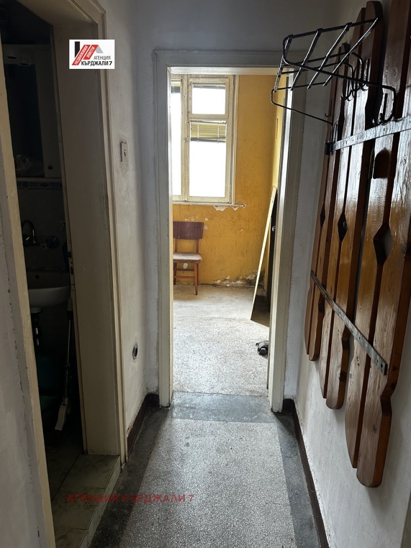 For Sale  2 bedroom Kardzhali , Tsentar , 70 sq.m | 31774740 - image [3]