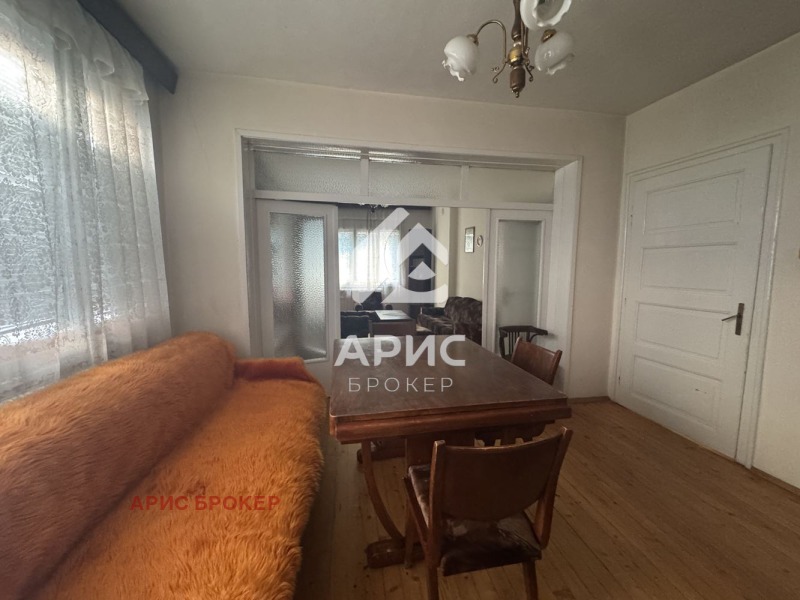 Продава КЪЩА, гр. Пещера, област Пазарджик, снимка 5 - Къщи - 52334183