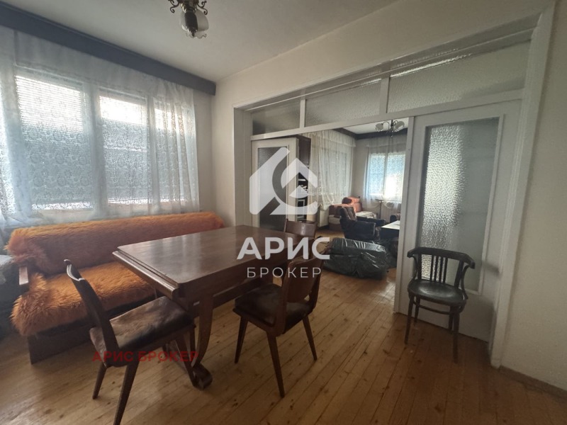 Продава КЪЩА, гр. Пещера, област Пазарджик, снимка 8 - Къщи - 52334183