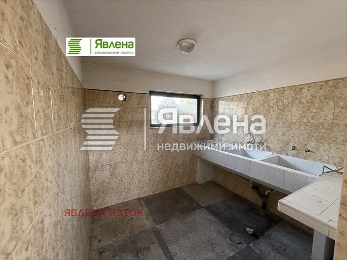 In vendita  Edificio industriale regione Sofia , Vrachesh , 3865 mq | 12502449 - Immagine [8]