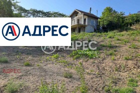 Продава къща град Варна м-т Прибой - [1] 