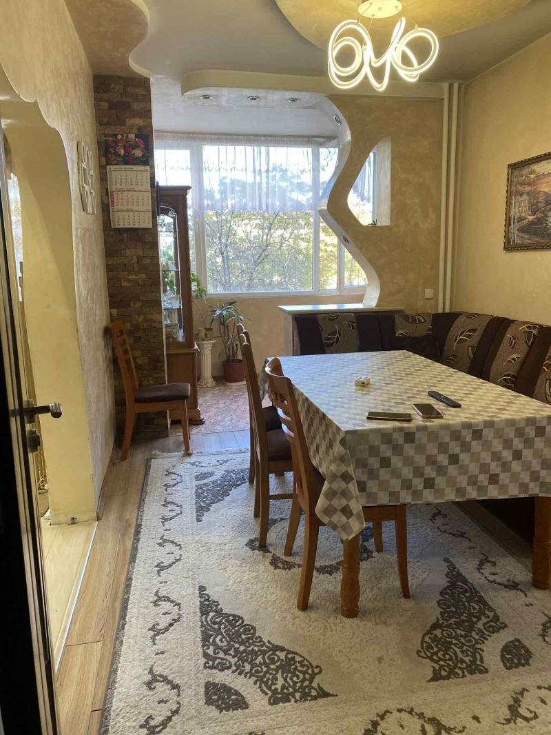 De vânzare  3+ dormitor Sofia , Zona B-5 , 127 mp | 67027857 - imagine [5]