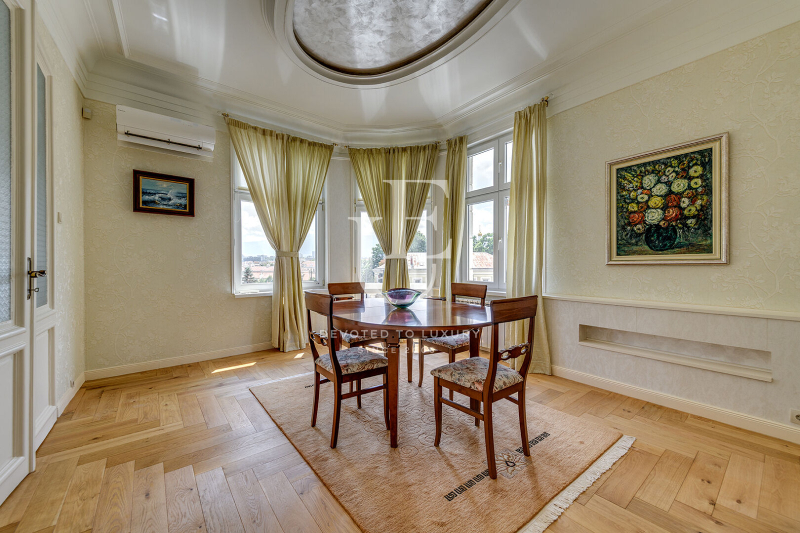 Продава 4-СТАЕН, гр. София, Център, снимка 7 - Апартаменти - 55573808
