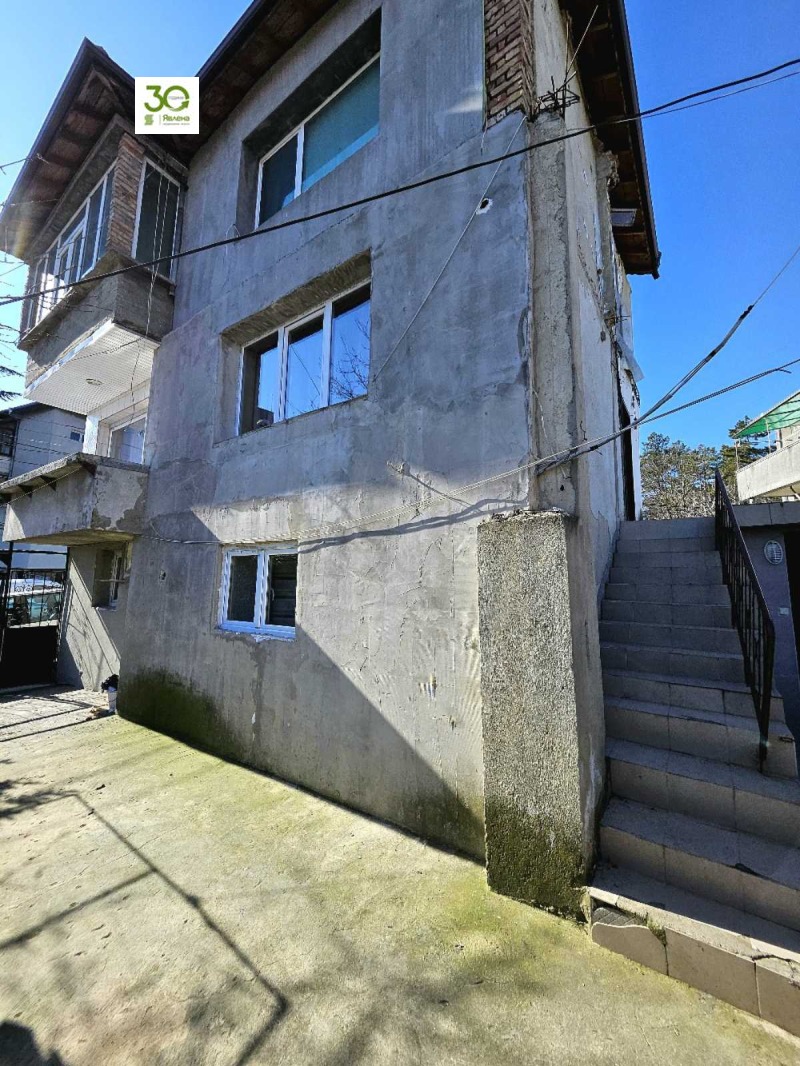 Продава ЕТАЖ ОТ КЪЩА в град Варна, Аспарухово - 108 кв.м / При запитване, ЯВЛЕНА - ОФИС ВАРНА