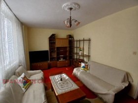 Eladó 1 hálószoba