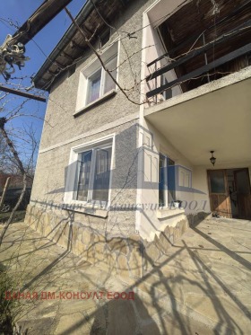 House Kyulevcha, region Shumen 3