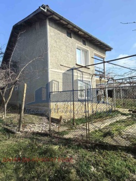 House Kyulevcha, region Shumen 1