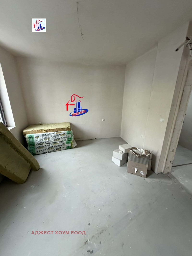 Продава 2-СТАЕН, гр. Шумен, 5-ти полк, снимка 3 - Апартаменти - 40307979