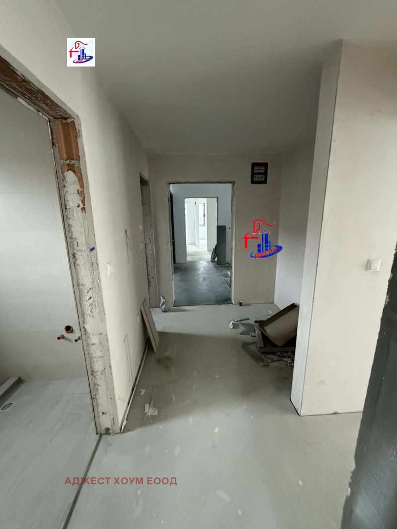 Продава 2-СТАЕН, гр. Шумен, 5-ти полк, снимка 4 - Апартаменти - 40307979