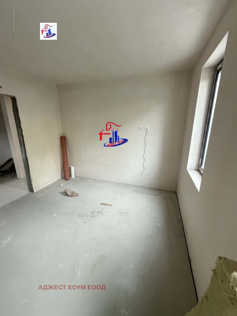 Продава 2-СТАЕН, гр. Шумен, 5-ти полк, снимка 2 - Апартаменти - 40307979