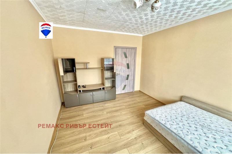 Продава 2-СТАЕН, гр. Русе, Дружба 1, снимка 2 - Aпартаменти - 49194473