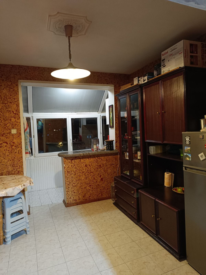 For Sale  2 bedroom Vratsa , Tsentar , 65 sq.m | 19799652 - image [2]