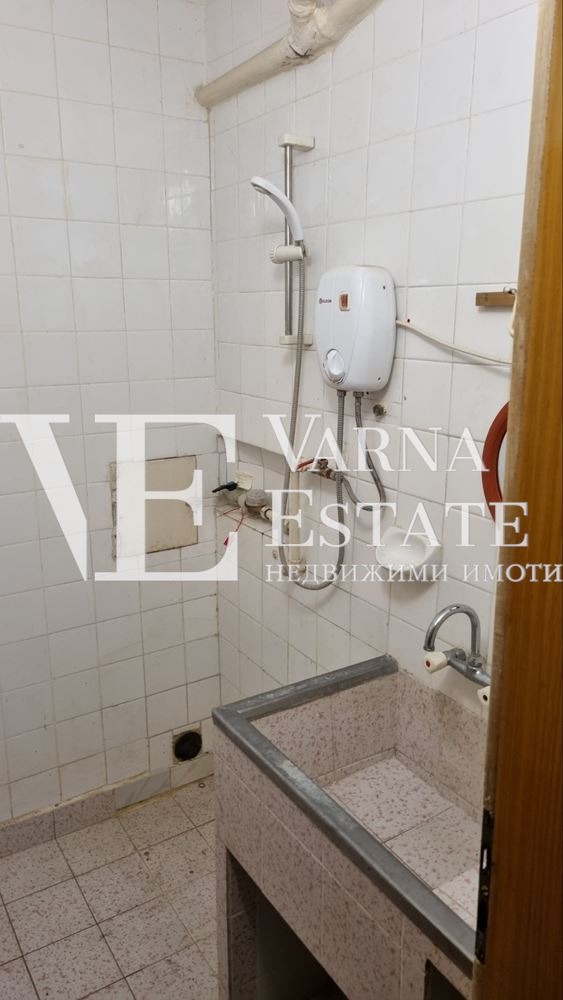 Продава 4-СТАЕН, гр. Варна, Цветен квартал, снимка 15 - Апартаменти - 52650060