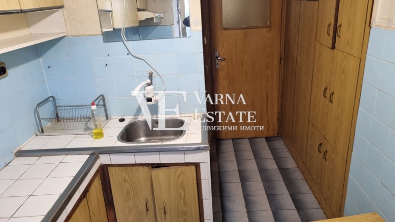 Продава 4-СТАЕН, гр. Варна, Цветен квартал, снимка 10 - Апартаменти - 52650060