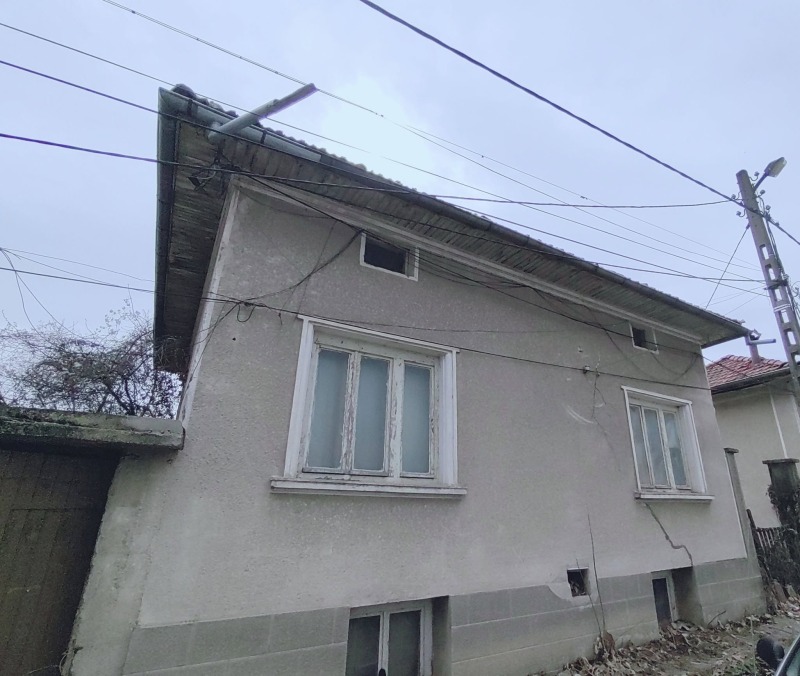 Продава КЪЩА, с. Градница, област Габрово, снимка 1 - Къщи - 49537351