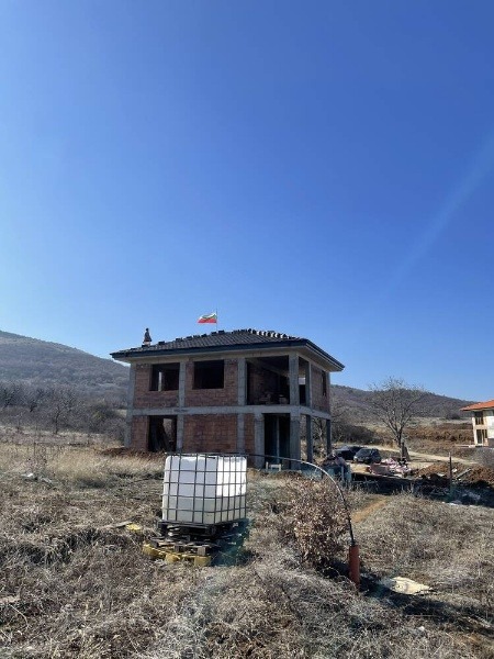 Продава  Къща област Пловдив , с. Марково , 219 кв.м | 35287562