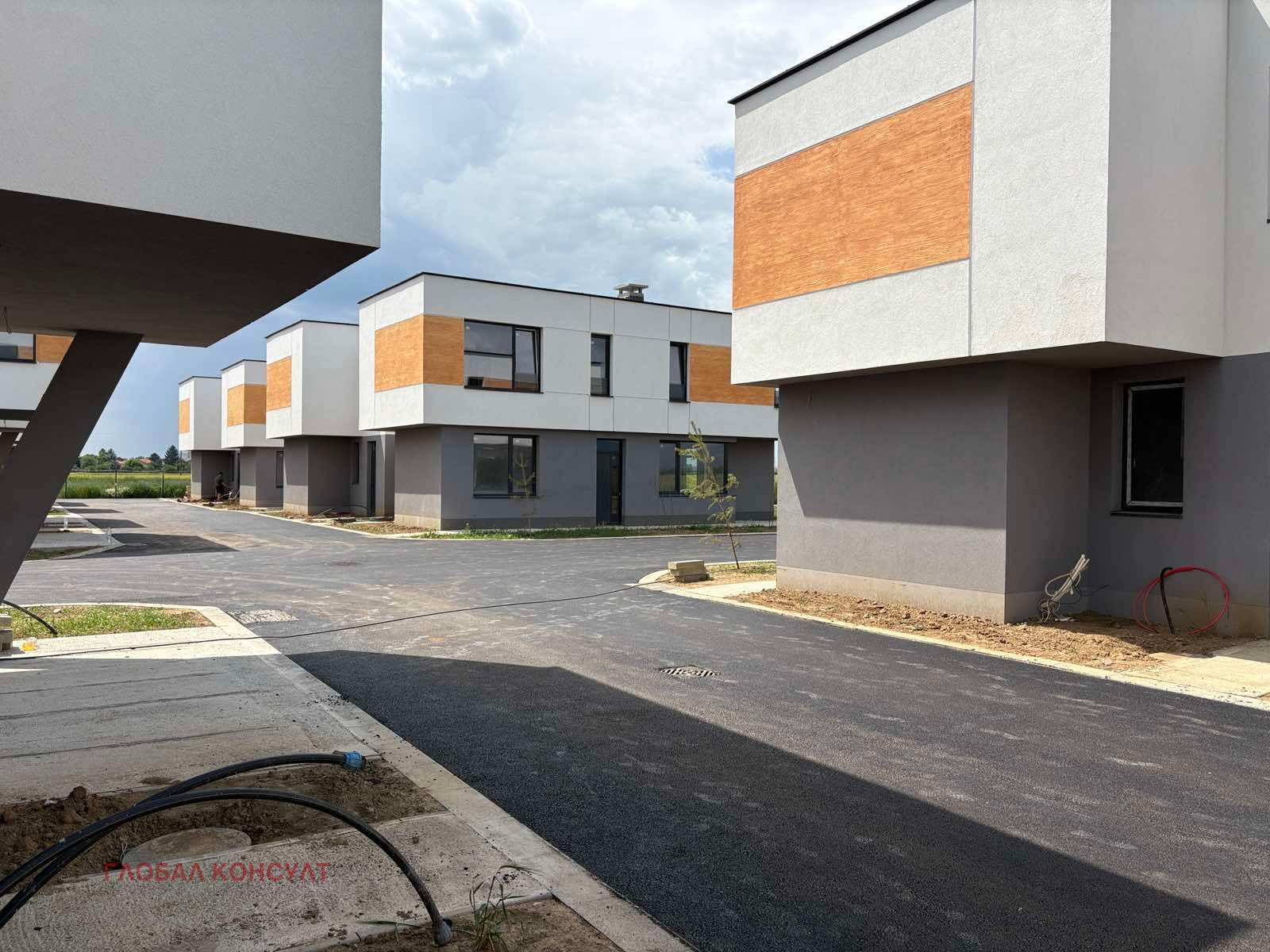 Продава КЪЩА, гр. Елин Пелин, област София област, снимка 17 - Къщи - 54840533