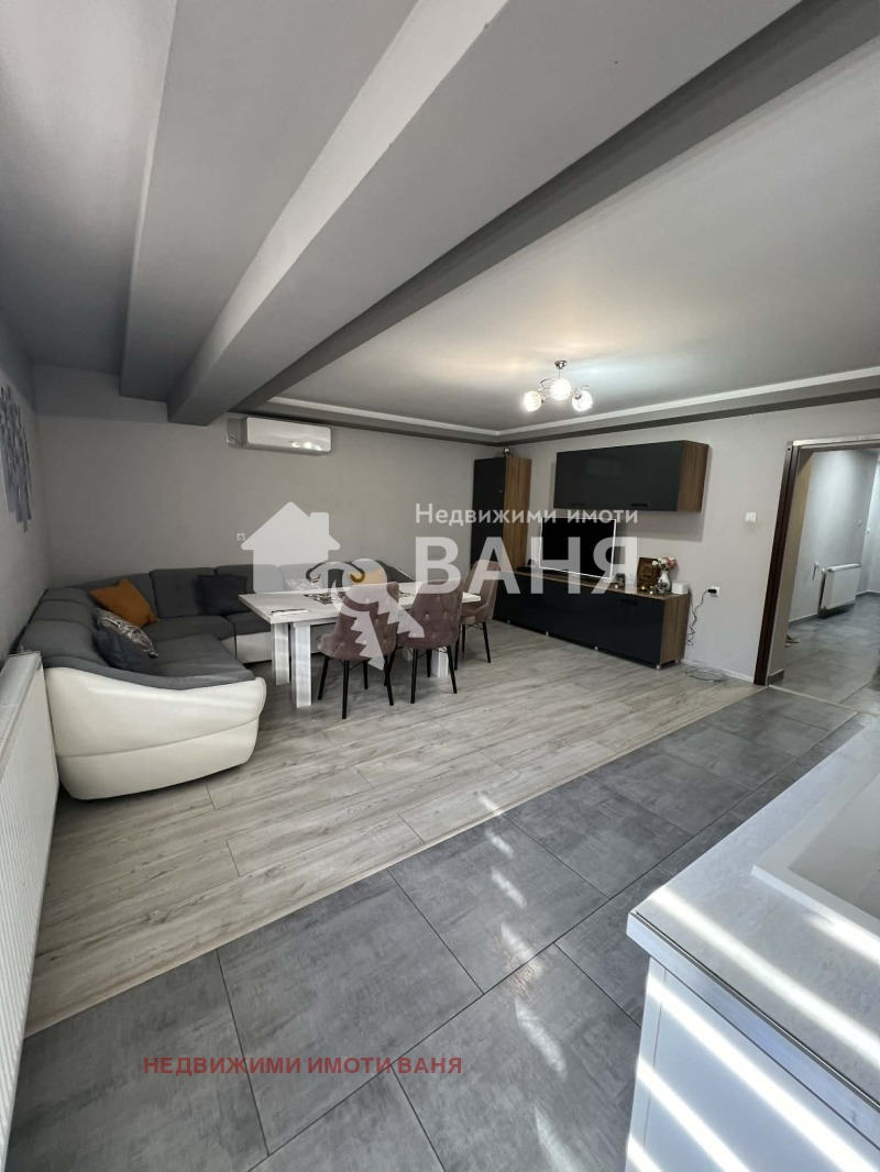 Продава ЕТАЖ ОТ КЪЩА в област Пловдив, гр. Карлово - 112 кв.м / 225 000 € » 440 061.75 лв., НЕДВИЖИМИ ИМОТИ ВАНЯ