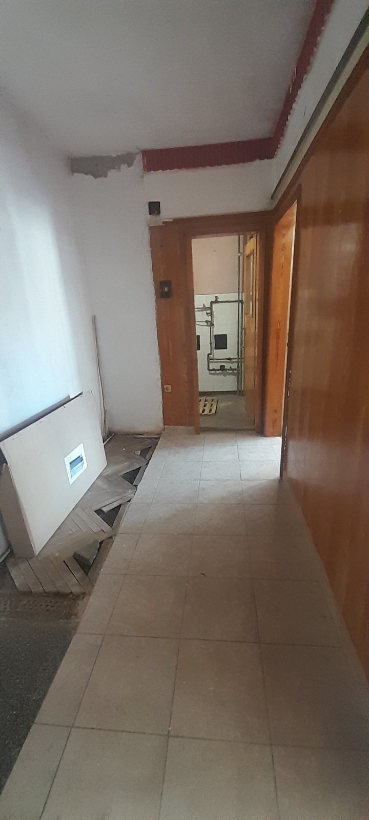 Продава  2-стаен град Плевен , Идеален център , 70 кв.м | 97454655 - изображение [3]