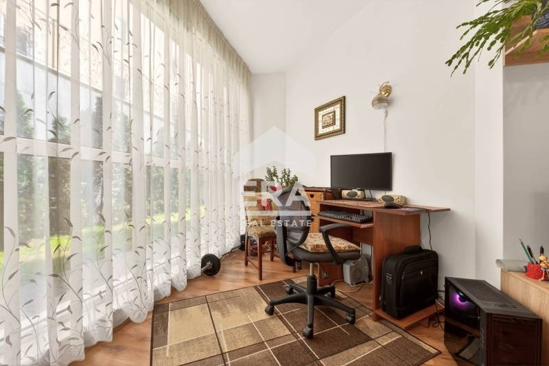 Продава 2-СТАЕН, гр. Варна, Бриз, снимка 2 - Апартаменти - 54224016