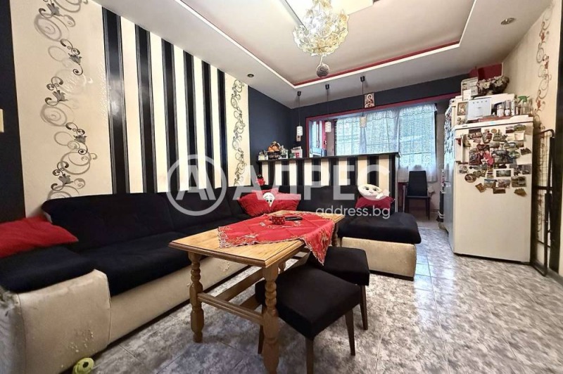 Продава 3-СТАЕН, гр. София, Сухата река