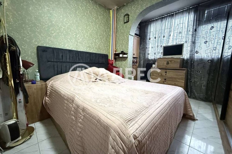 Продава 3-СТАЕН, гр. София, Сухата река, снимка 3 - Апартаменти - 53428825