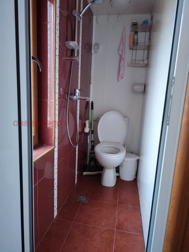 Продава ЕТАЖ ОТ КЪЩА, гр. Ловеч, Широк център, снимка 5 - Етаж от къща - 52779692