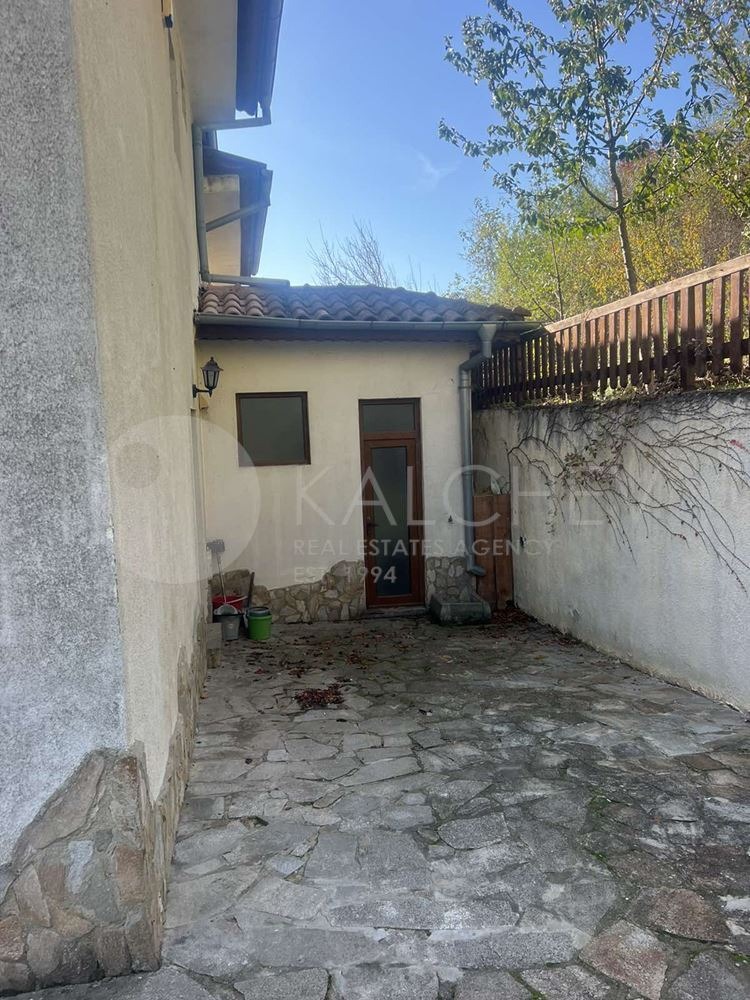 Продава КЪЩА, гр. Балчик, област Добрич, снимка 15 - Къщи - 52420829