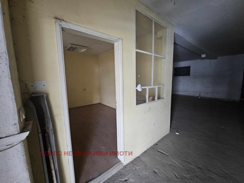 Te koop  Opslag Stara Zagora , Industrialna zona - zapad , 250 m² | 95037566 - afbeelding [4]