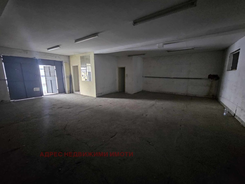 À venda  Armazenar Stara Zagora , Industrialna zona - zapad , 250 m² | 95037566 - imagem [3]