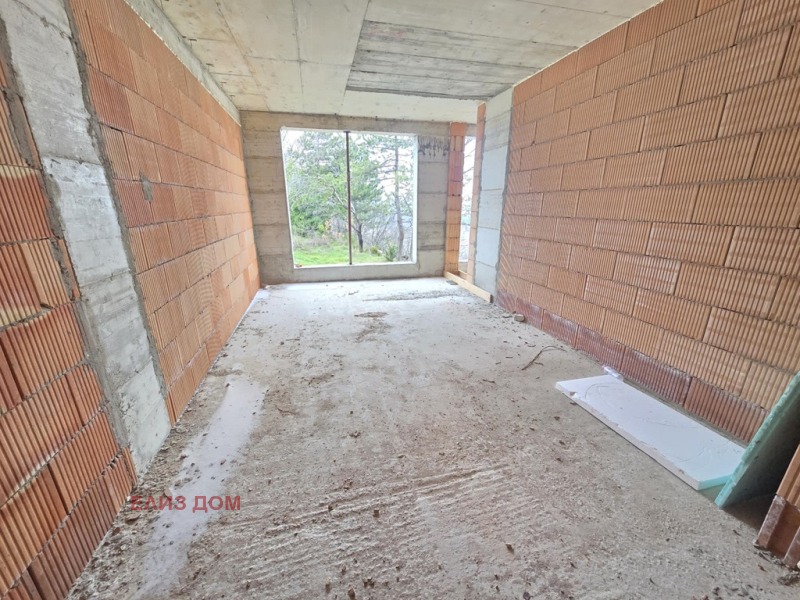 Продава 2-СТАЕН в град Варна, Аспарухово - 62 кв.м / 85 831 € » 167 870.84 лв., ЕЛИЗ ДОМ