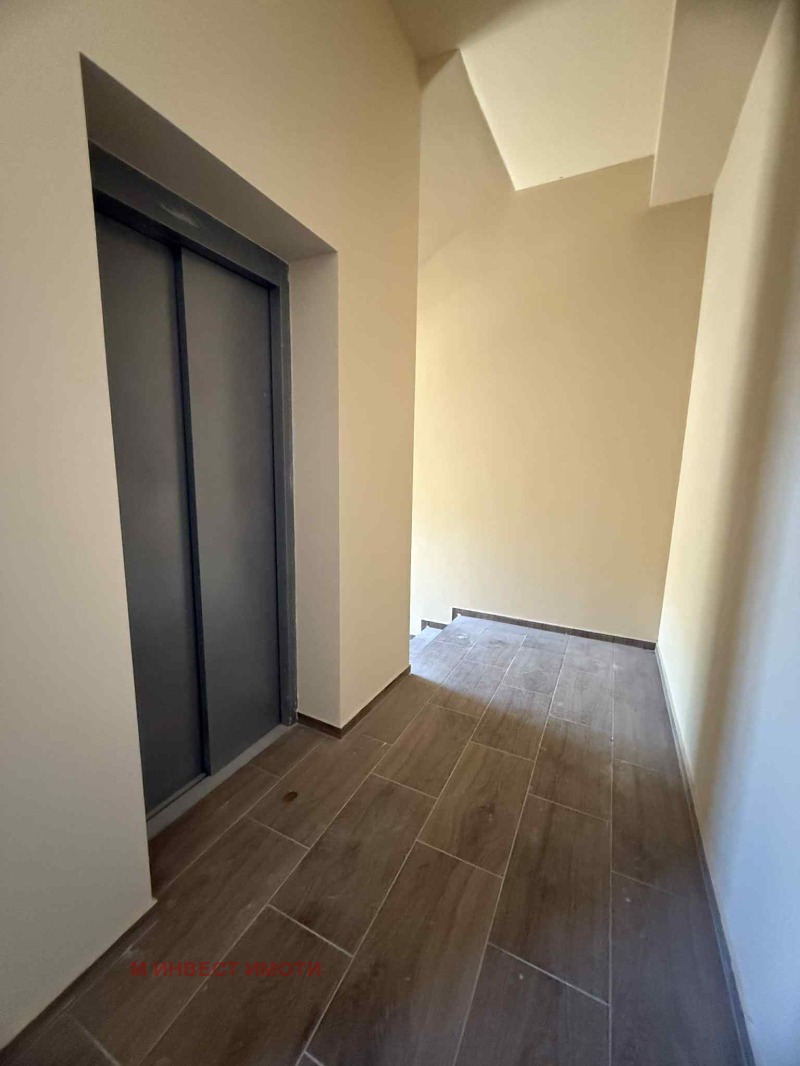 Til salgs  2 soverom Plovdiv , Ostromila , 103 kvm | 97383433 - bilde [5]