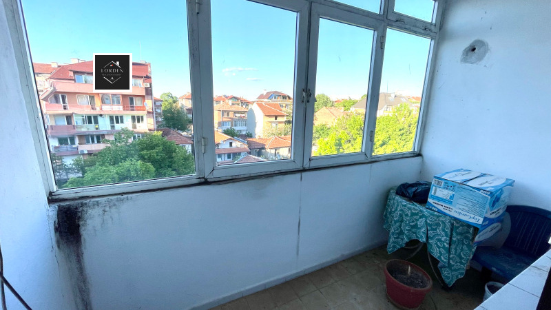 Till salu  3 sovrum Pazardjik , Centar , 130 kvm | 57771725 - bild [8]