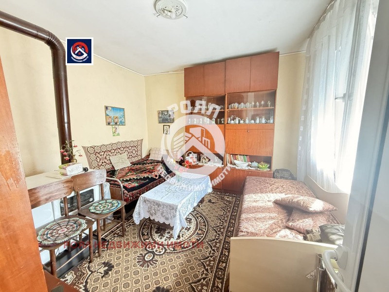 Продава  Къща област Пловдив , с. Зелениково , 130 кв.м | 29362852 - изображение [11]