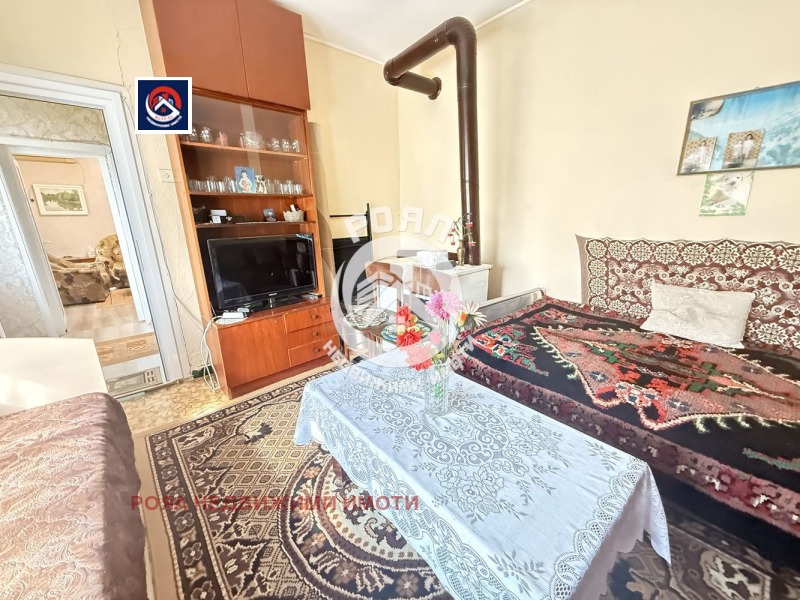 Продава  Къща област Пловдив , с. Зелениково , 130 кв.м | 29362852 - изображение [10]
