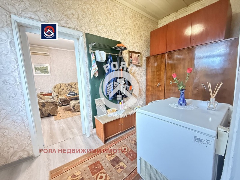 Продава  Къща област Пловдив , с. Зелениково , 130 кв.м | 29362852 - изображение [9]