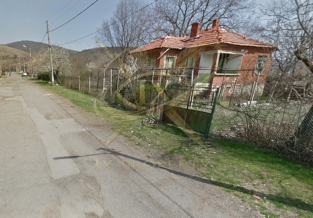 Продава КЪЩА, с. Раклица, област Бургас, снимка 2 - Къщи - 54869602