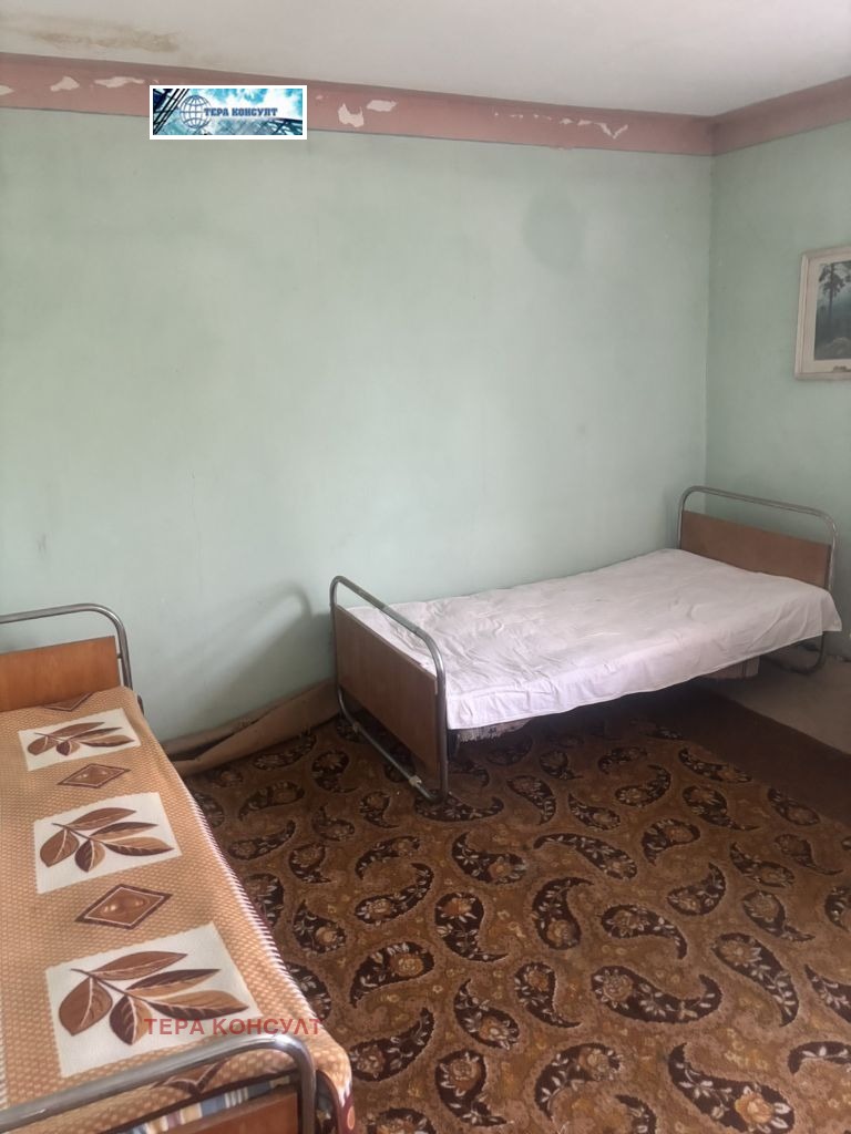 Продава КЪЩА, гр. Долни Дъбник, област Плевен, снимка 7 - Къщи - 55218055