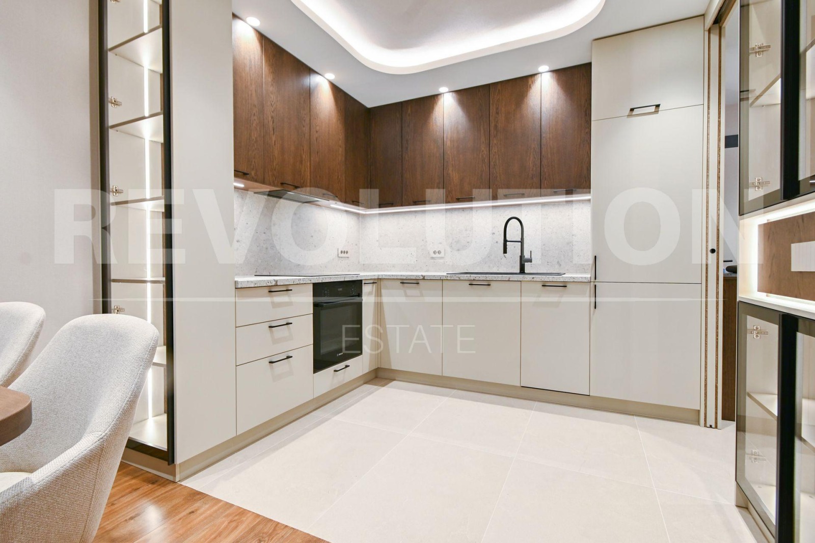 Продава 2-СТАЕН, гр. София, Банишора, снимка 2 - Апартаменти - 56620856