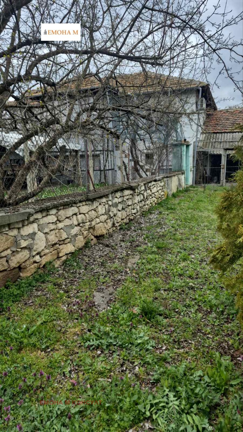 Продава КЪЩА в област Варна, с. Падина - 156 кв.м / 69 500 € » 135 930.19 лв., ЕМОНА М КОНСУЛТ