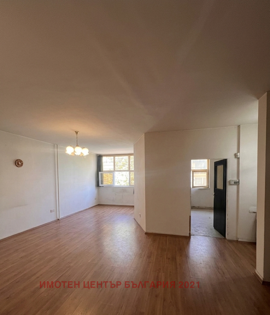 Продава 3-СТАЕН, гр. София, Павлово, снимка 2 - Апартаменти - 55310237