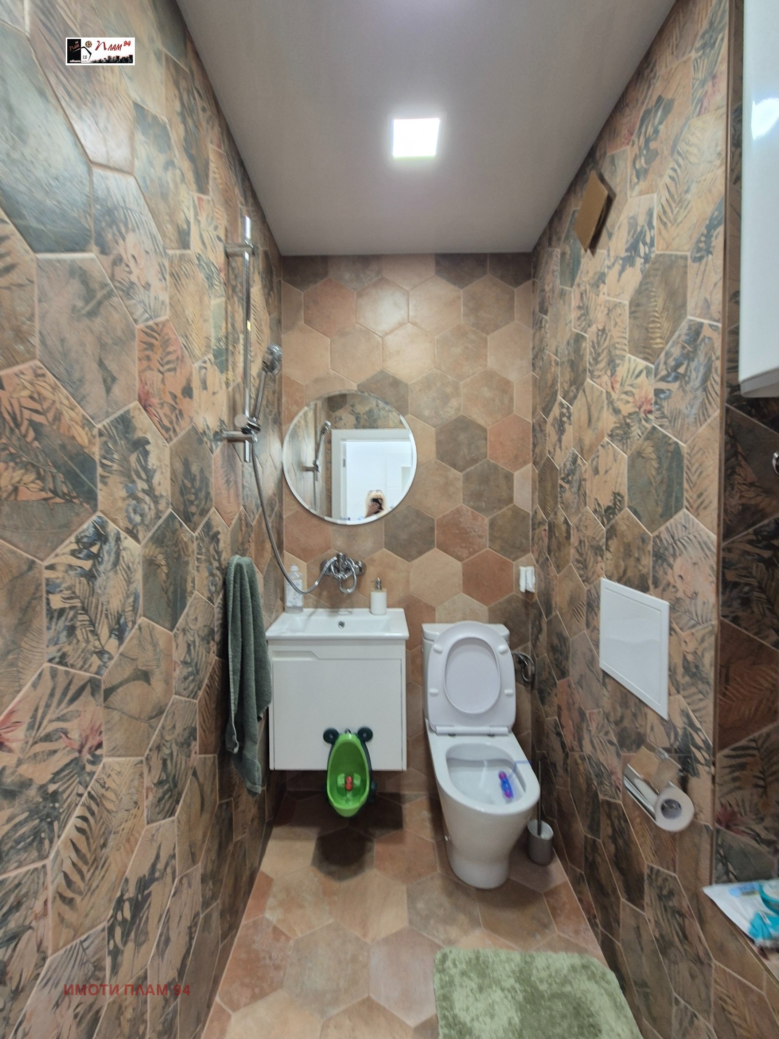 Продава МНОГОСТАЕН, гр. Варна, Възраждане 2, снимка 2 - Апартаменти - 55320940
