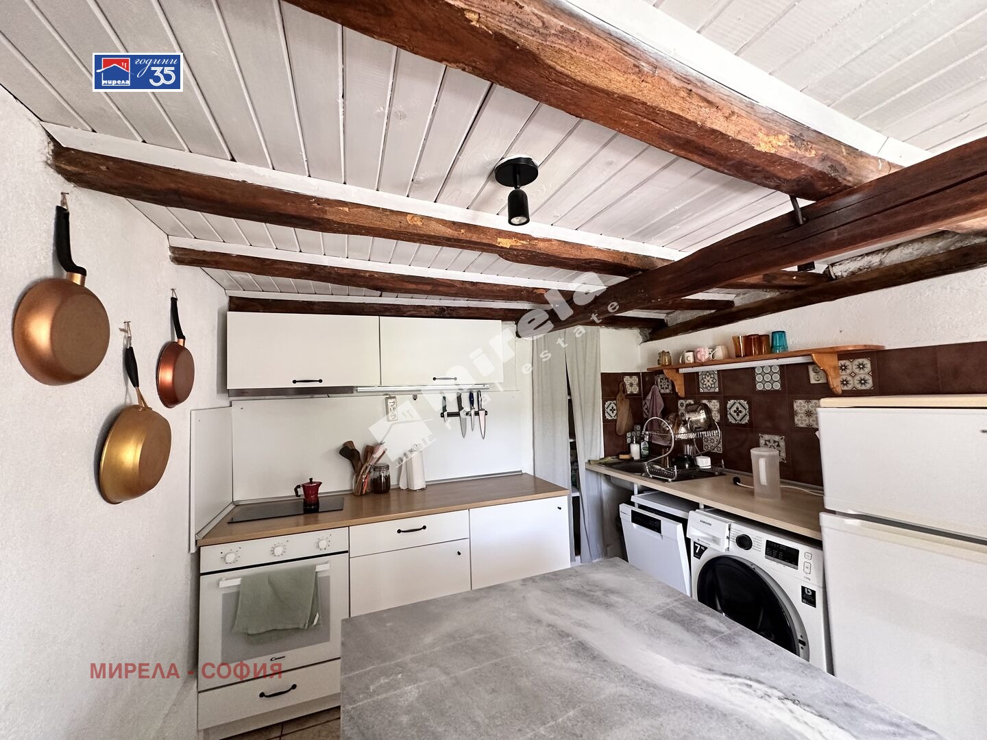 Продава КЪЩА, с. Гуцал, област София област, снимка 13 - Къщи - 54703737