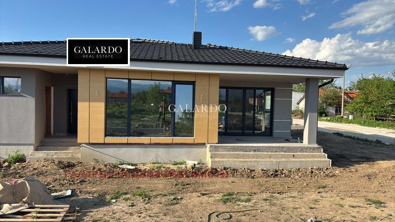 Продава КЪЩА, с. Оризари, област Пловдив, снимка 2 - Къщи - 53258550