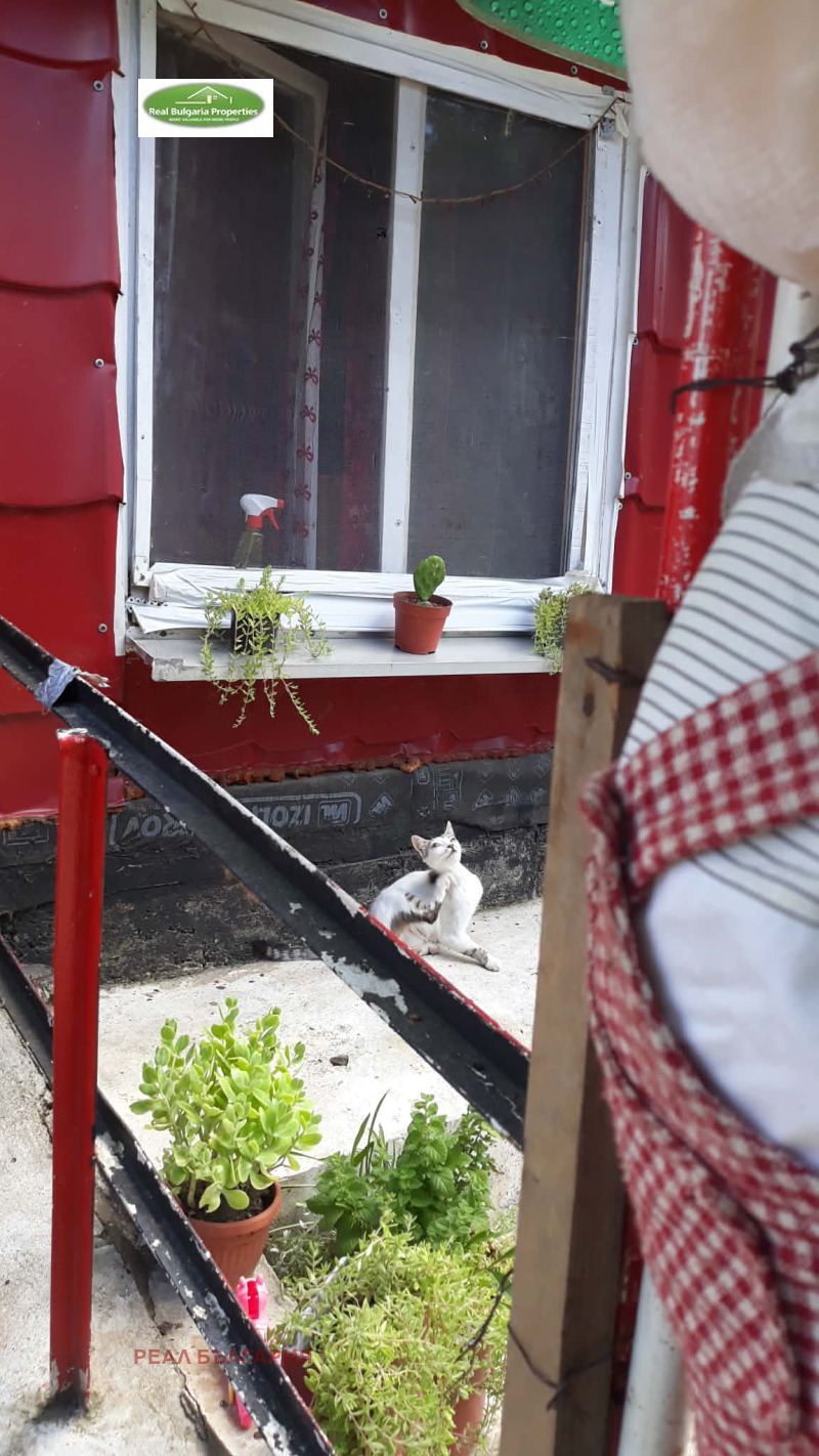 Продава ВИЛА, гр. Русе, в.з. Касева Чешма, снимка 2 - Вили - 53386519