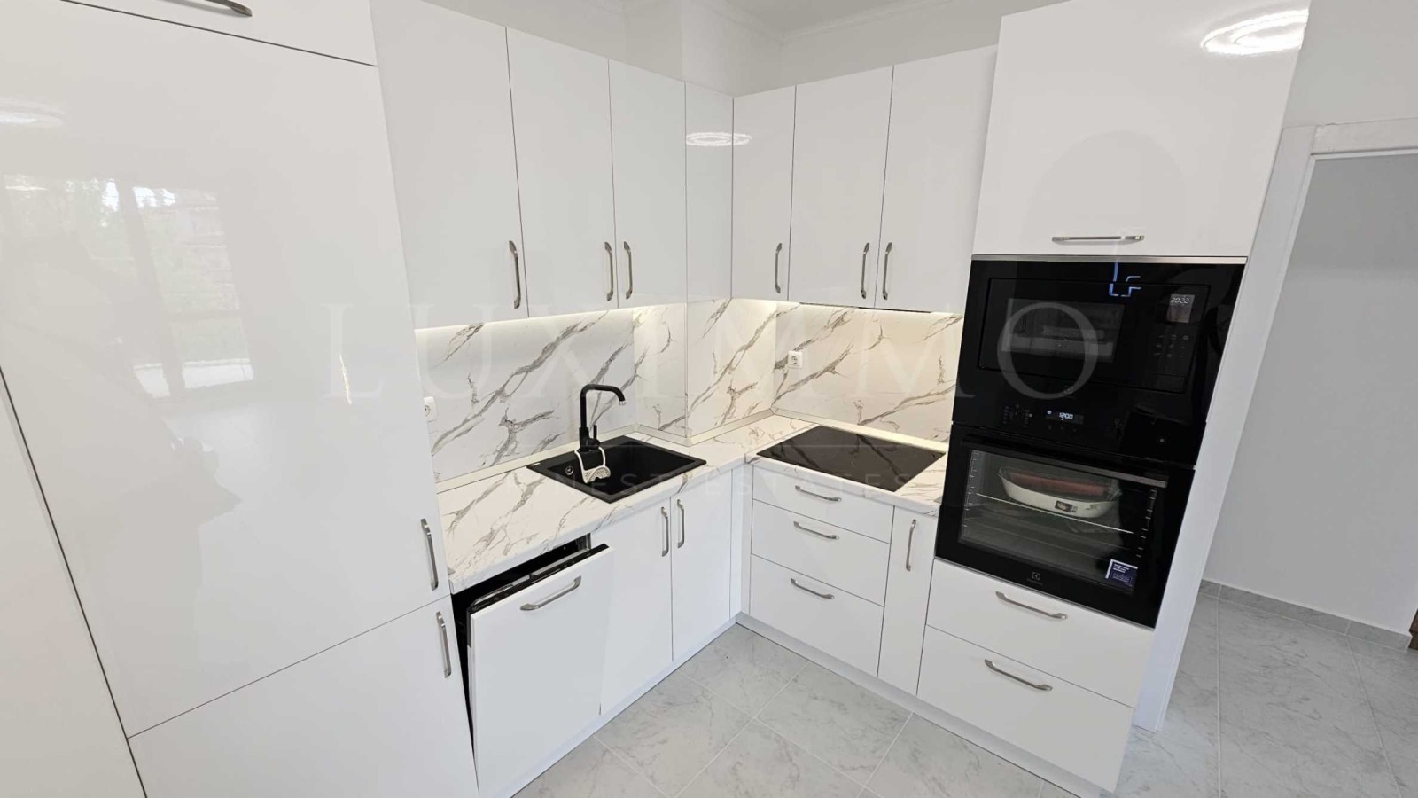 Продава 3-СТАЕН, гр. Несебър, област Бургас, снимка 3 - Апартаменти - 56085726