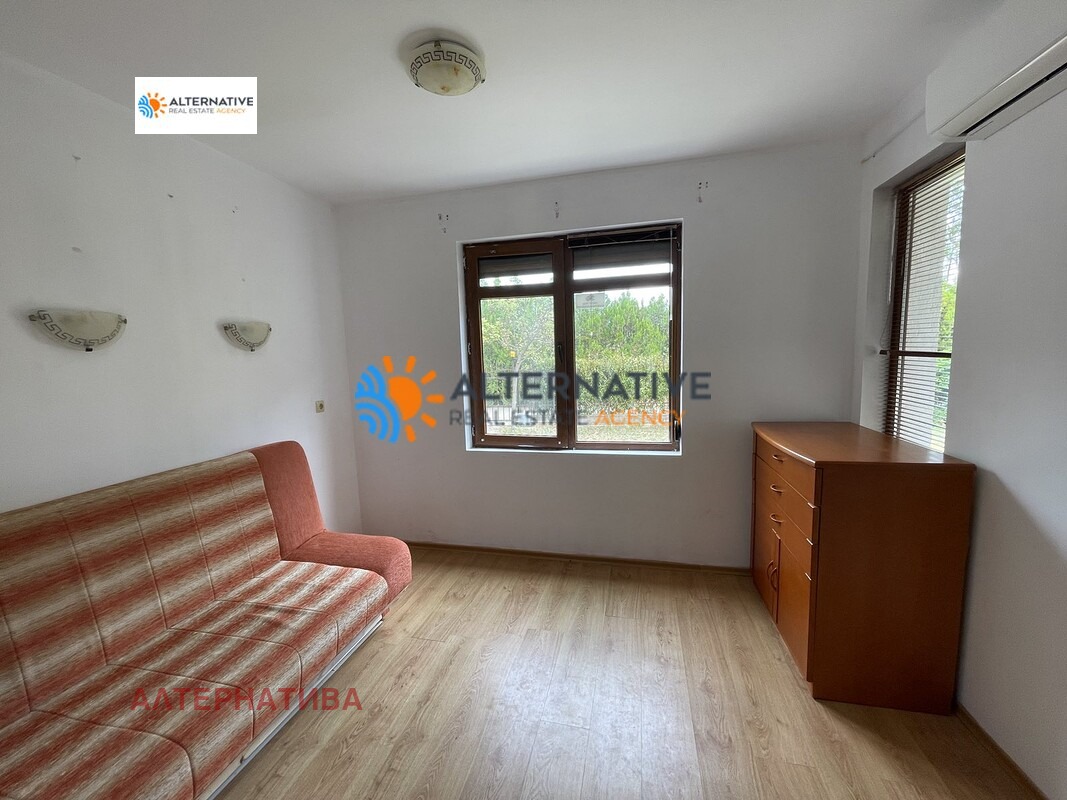 Продава КЪЩА, с. Гюльовца, област Бургас, снимка 3 - Къщи - 54539801