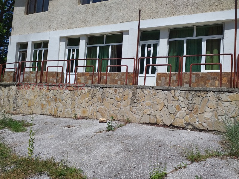 Продава МНОГОСТАЕН в област Благоевград, с. Бистрица - 160 кв.м / 125 000 € » 244 478.75 лв.