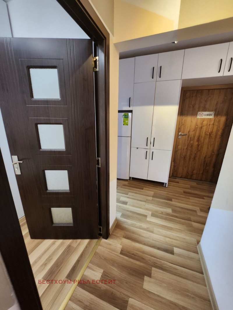 Продава  3-стаен, град Варна, Победа •  193 500 € • ID 84865159 — holmes.bg - [1] 