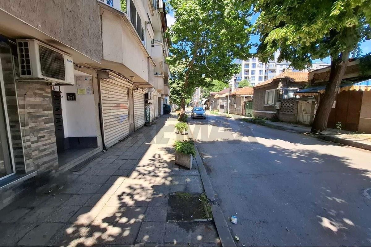 Продава МАГАЗИН, гр. Варна, Колхозен пазар, снимка 2 - Магазини - 55055822